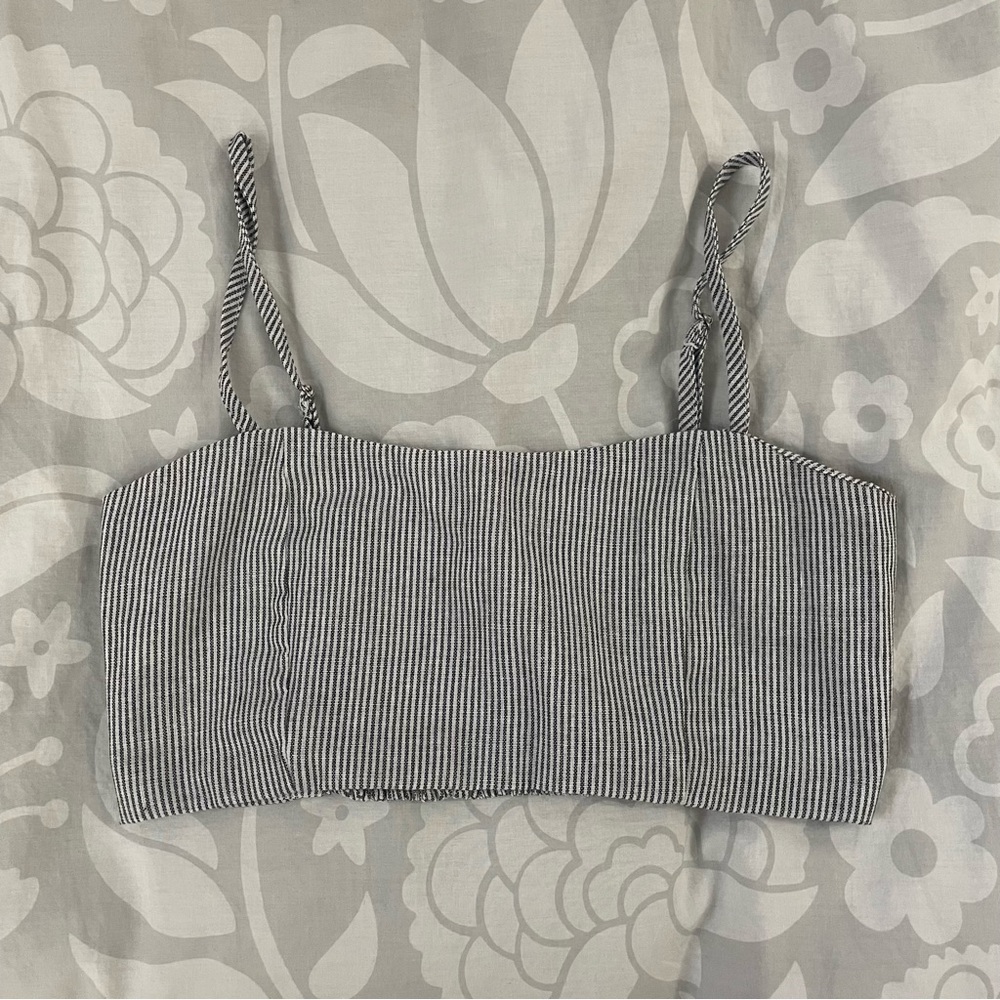 NWOT Brandy Melville Pinstripe Crop Top Bralette